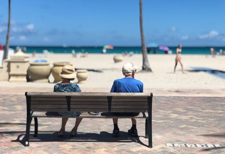 Personas jubiladas (Freepik)