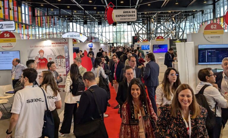 Leggi l'articolo Enise tumba precios: 1.500 euros por un stand durante tres días