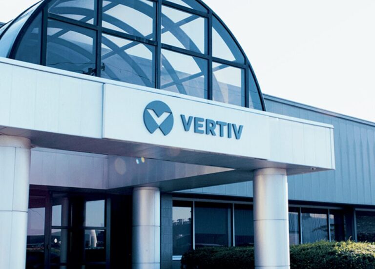 Vertiv compra un fabricante de racks para centros de datos