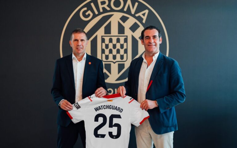 Delfi Geli, presidente del Girona FC, y Álvaro García, country manager de WatchGuard