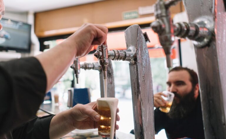 El número de emigrantes se ha multiplicado en la hostelería