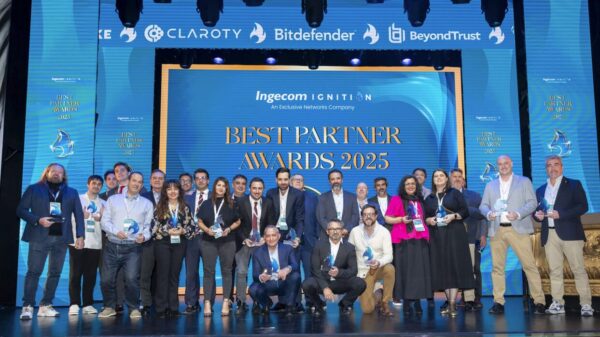 Foto de familia de los premios de Ingecom Ignition en 2025