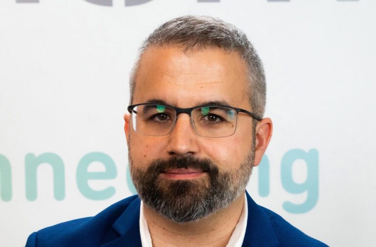 Miguel Anillo, director de canal de Snom Iberia