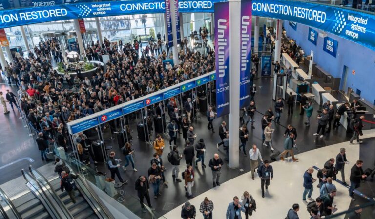 Aspecto de la entrada del ISE en Barcelona