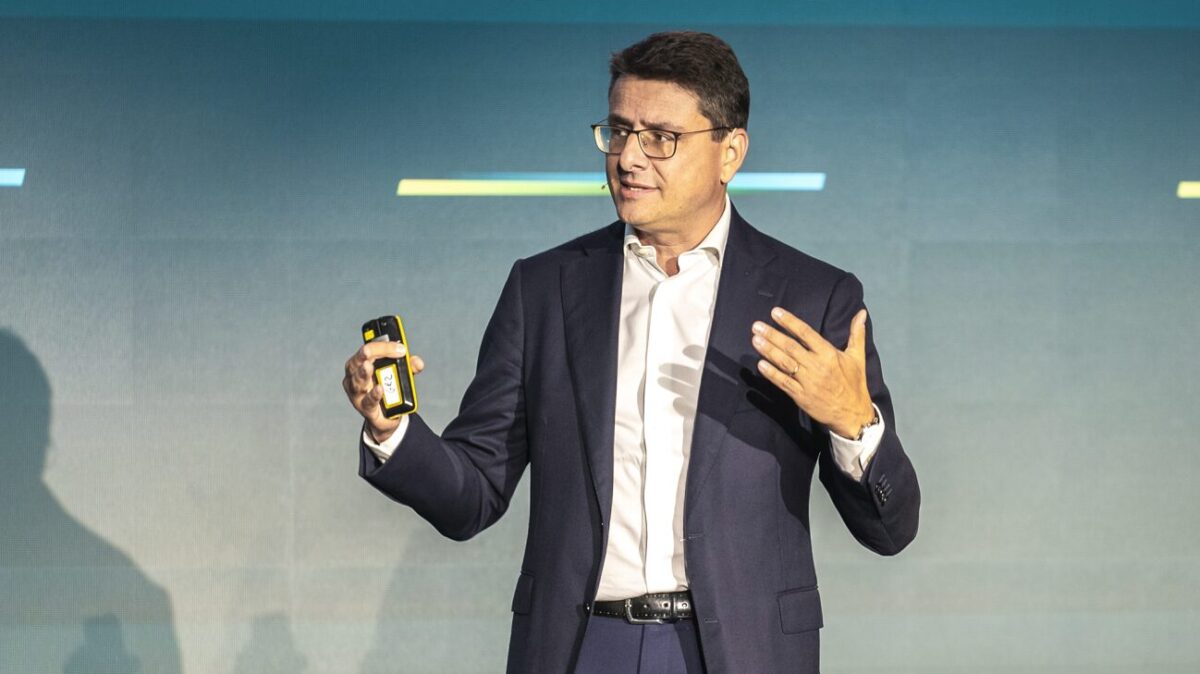 Patrick Zammit, CEO de TD Synnex, durante un evento