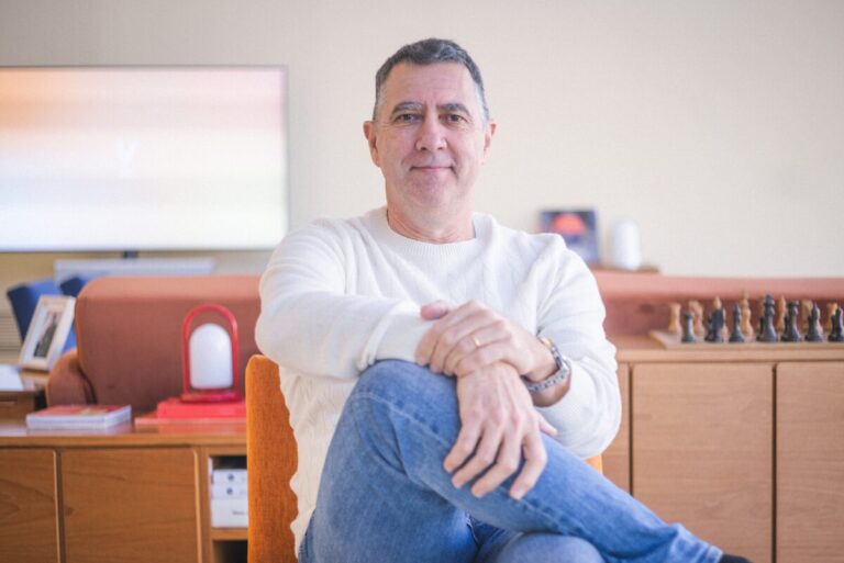 Mario Conde, director de Velneo