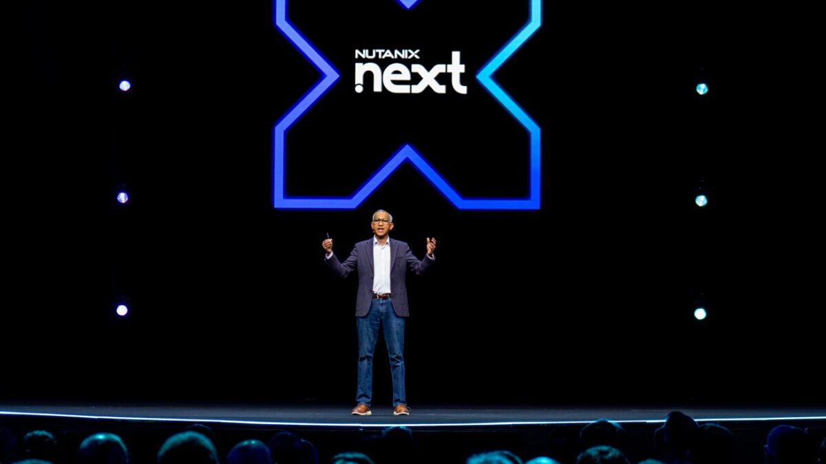 El CEO de Nutanix, Rajiv Ramaswami, en un momento del evento