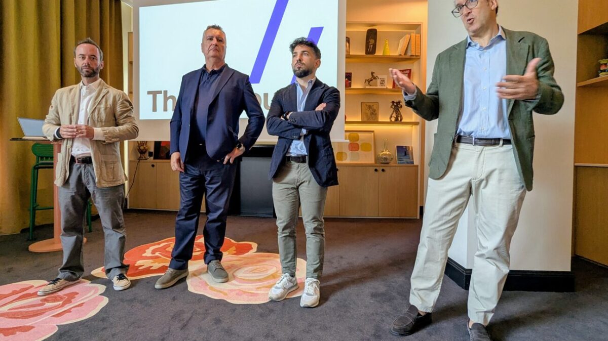 Equipo de HP encargado de la presentación de la plataforma WXP a la prensa